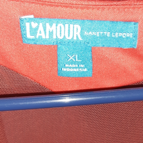 Dress - Picture 3 of 3